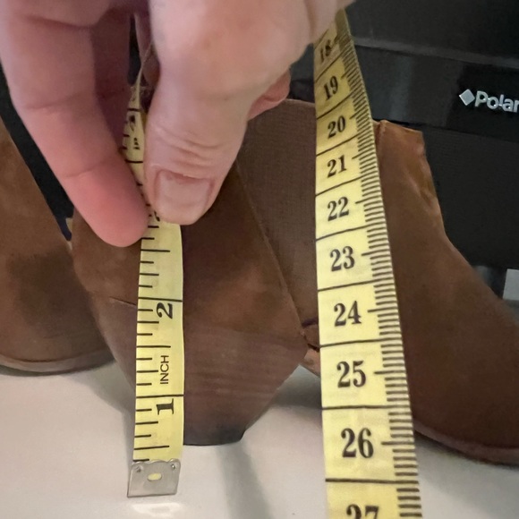 Via Spiga Tan Suede Ankle Boots Size 6.5 - Picture 7 of 8